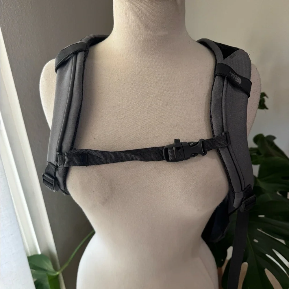 The‎ North Face Gray and Purple Outdoor Backpack Jester